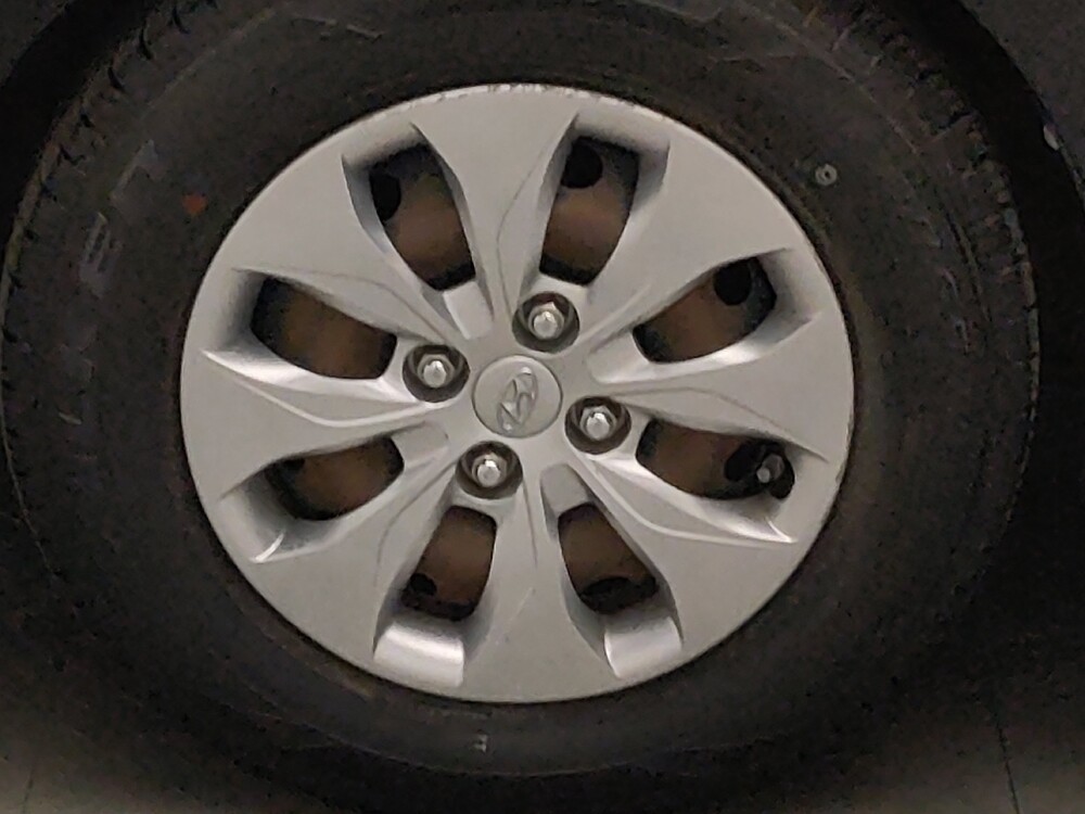 2017 Hyundai Accent in Arlington, TX 76011 - 18116971 31