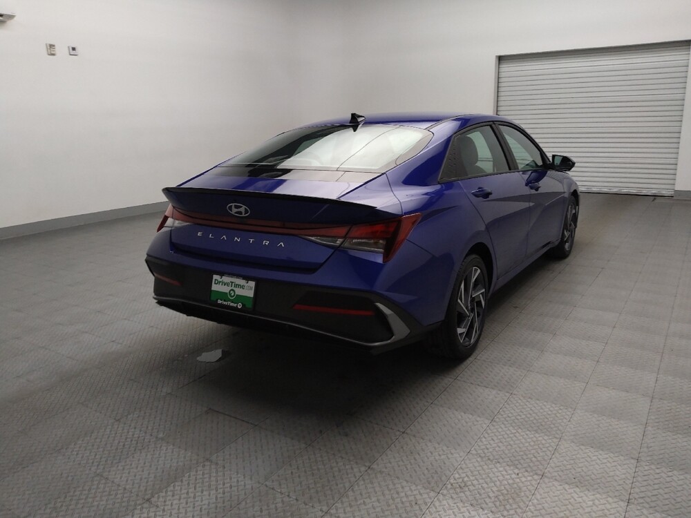 2025 Hyundai Elantra in Fort Worth, TX 76116 - 18116985 9