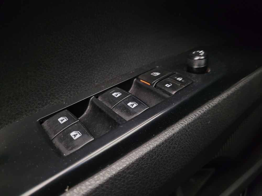 2020 Toyota Camry in Phoenix, AZ 85015 - 18116995 27