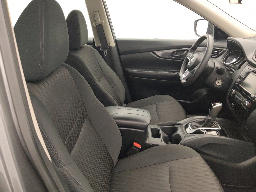 2020 Nissan Rogue in Tampa, FL 33619 - 18117000 21