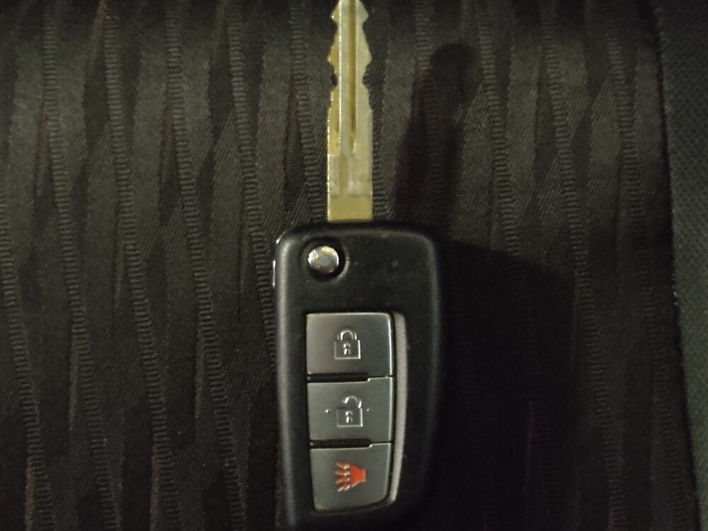 2020 Nissan Rogue in Tampa, FL 33619 - 18117000 32