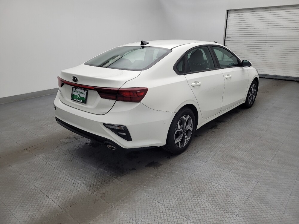 2019 Kia Forte in Conway, SC 29526 - 18117037 9
