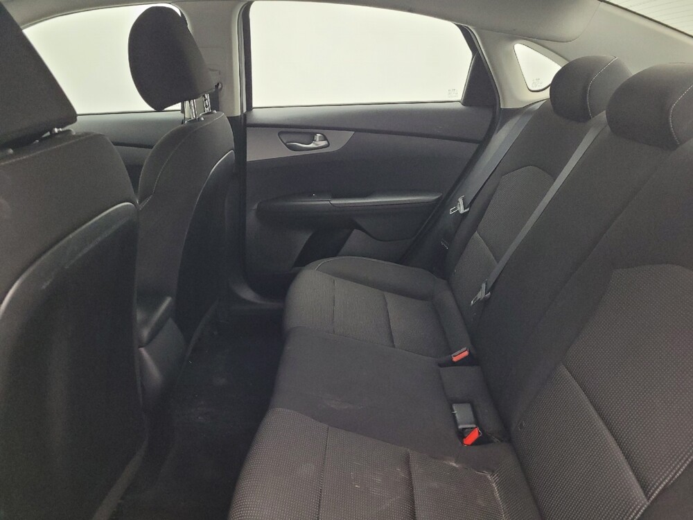 2019 Kia Forte in Conway, SC 29526 - 18117037 18