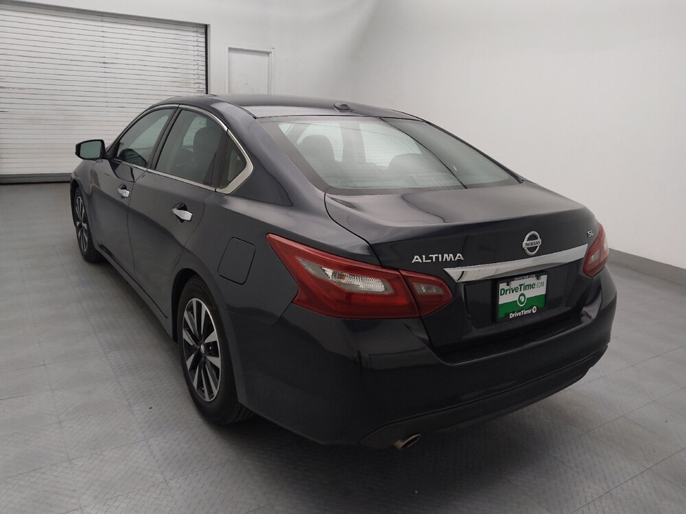 2018 Nissan Altima in Wilmington, NC 28405 - 18117043 5