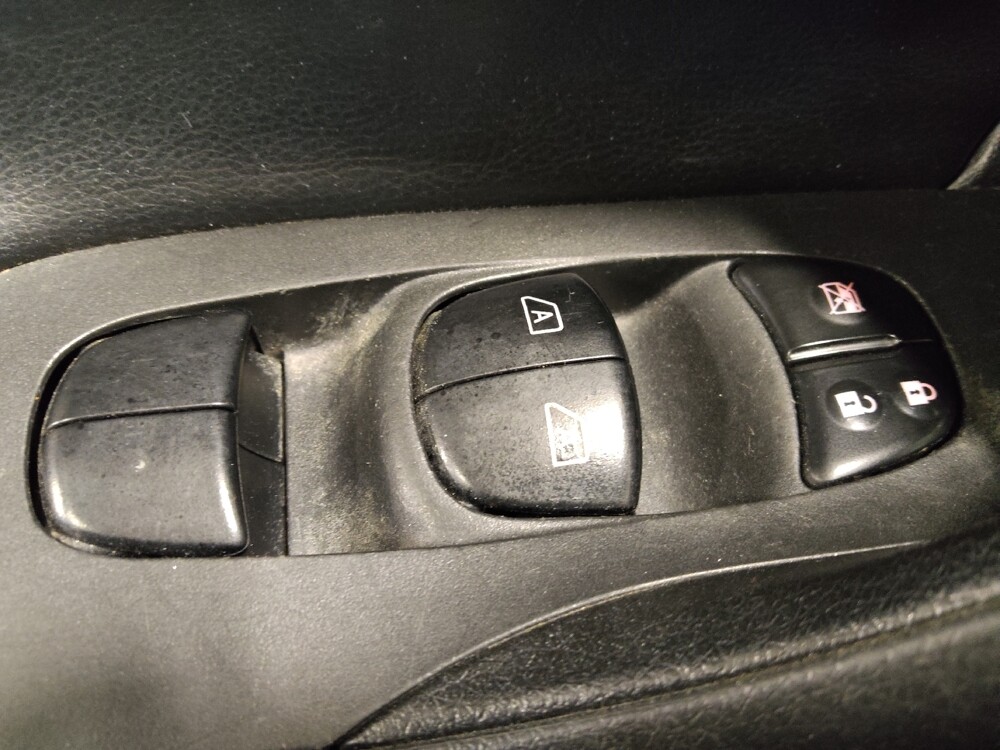 2018 Nissan Altima in Wilmington, NC 28405 - 18117043 27