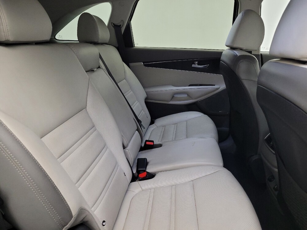 2020 Kia Sorento in Greensboro, NC 27407 - 18117046 19