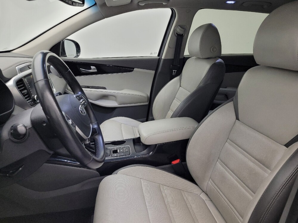 2020 Kia Sorento in Greensboro, NC 27407 - 18117046 17