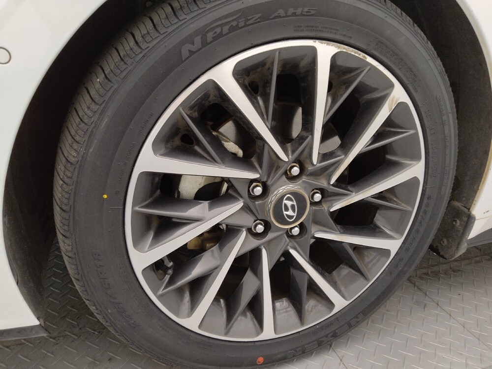 2020 Hyundai Sonata in Greensboro, NC 27407 - 18117047 31