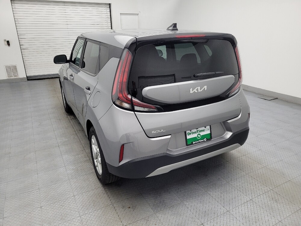 2023 Kia Soul in Charlotte, NC 28213 - 18117052 5