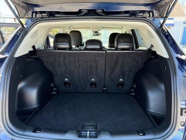 2021 Jeep Compass in Baltimore, MD 21225 - 18117060 22