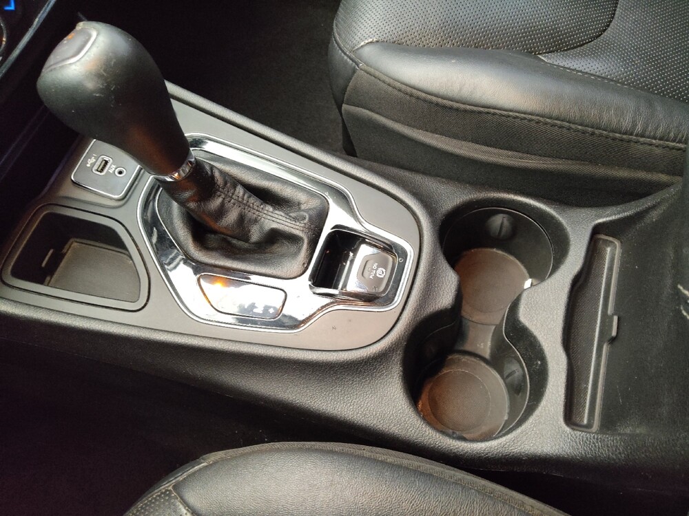 2020 Jeep Cherokee in Denver, CO 80012 - 18117073 26