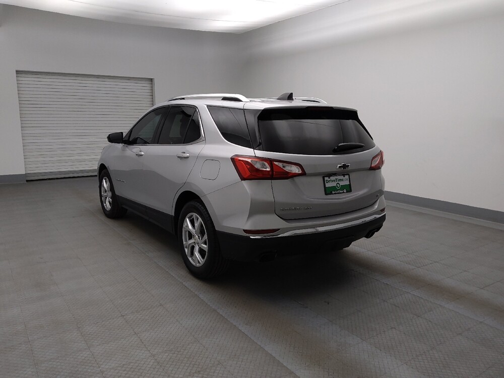 2019 Chevrolet Equinox in Lakewood, CO 80215 - 18117074 5