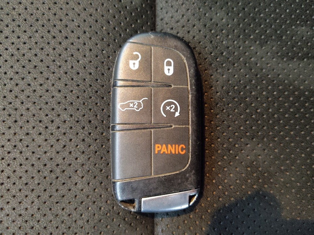 2020 Jeep Grand Cherokee in Lakewood, CO 80215 - 18117076 32