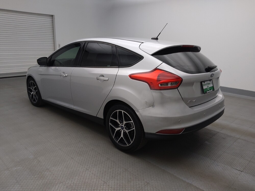 2017 Ford Focus in Lakewood, CO 80215 - 18117077 3