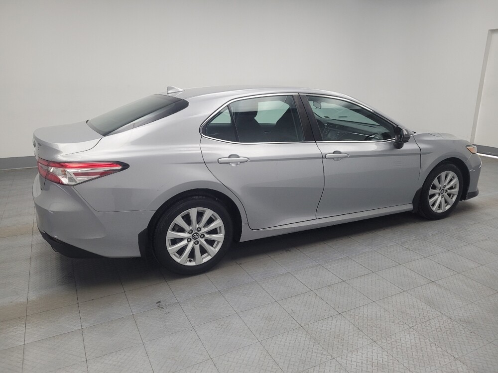 2020 Toyota Camry in Huntsville, AL 35816 - 18117080 10