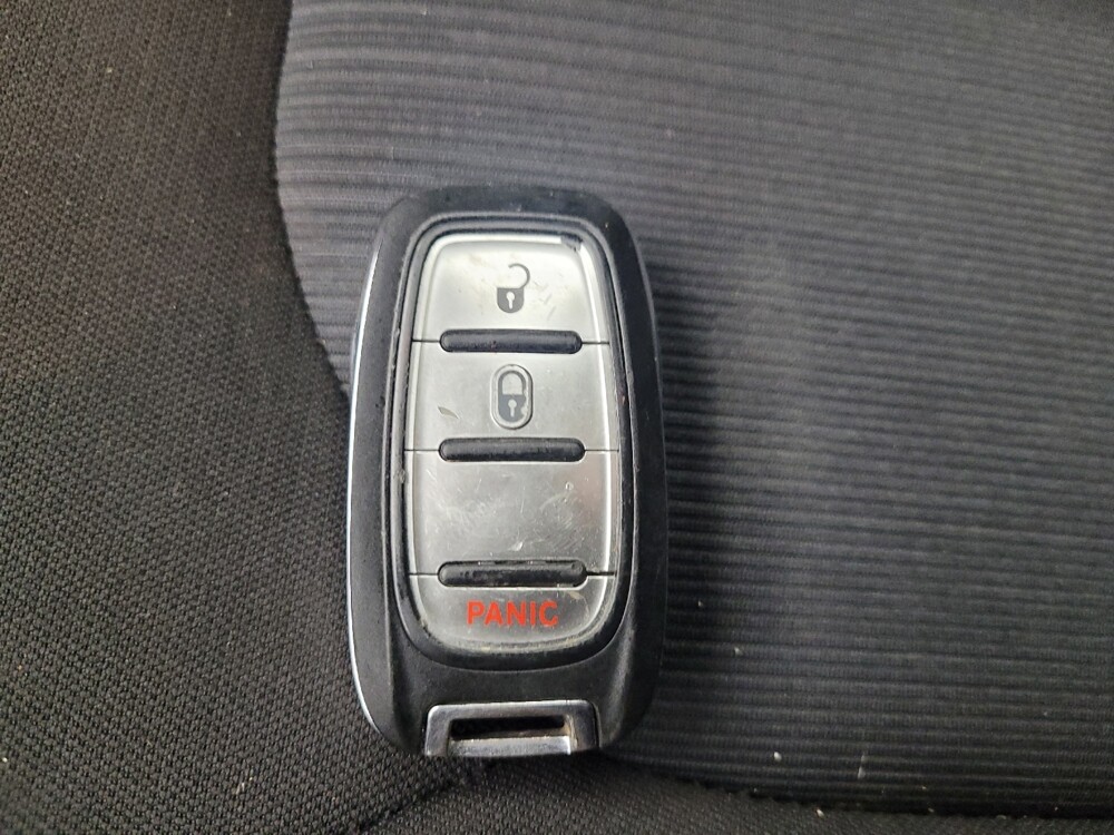 2020 Chrysler Voyager in Memphis, TN 38128 - 18117088 32