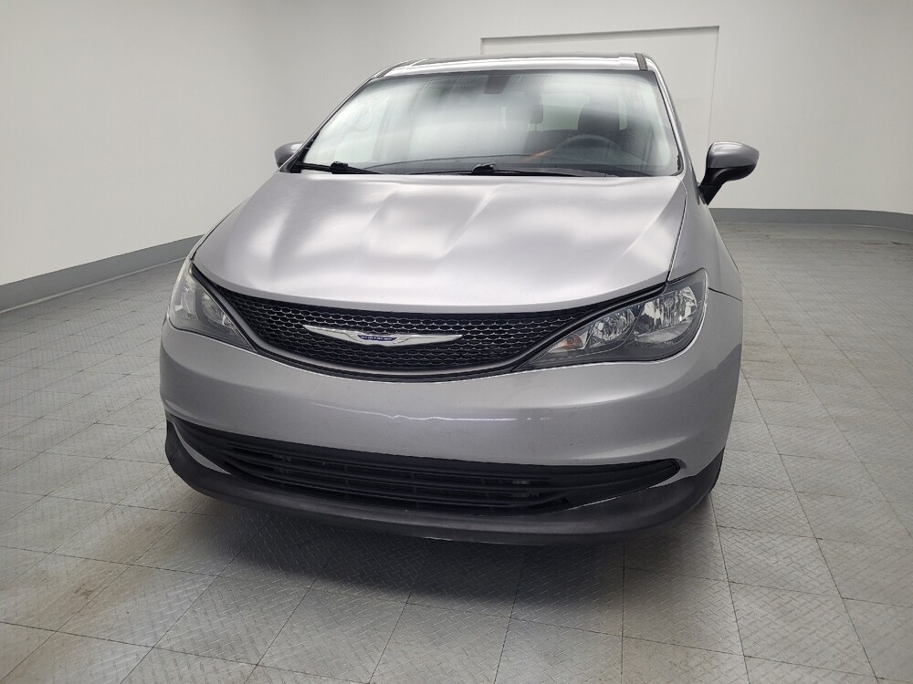2020 Chrysler Voyager in Memphis, TN 38128 - 18117088 15