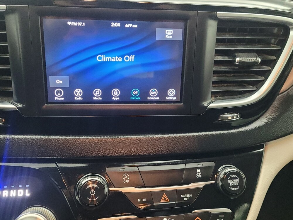 2020 Chrysler Voyager in Memphis, TN 38128 - 18117088 25