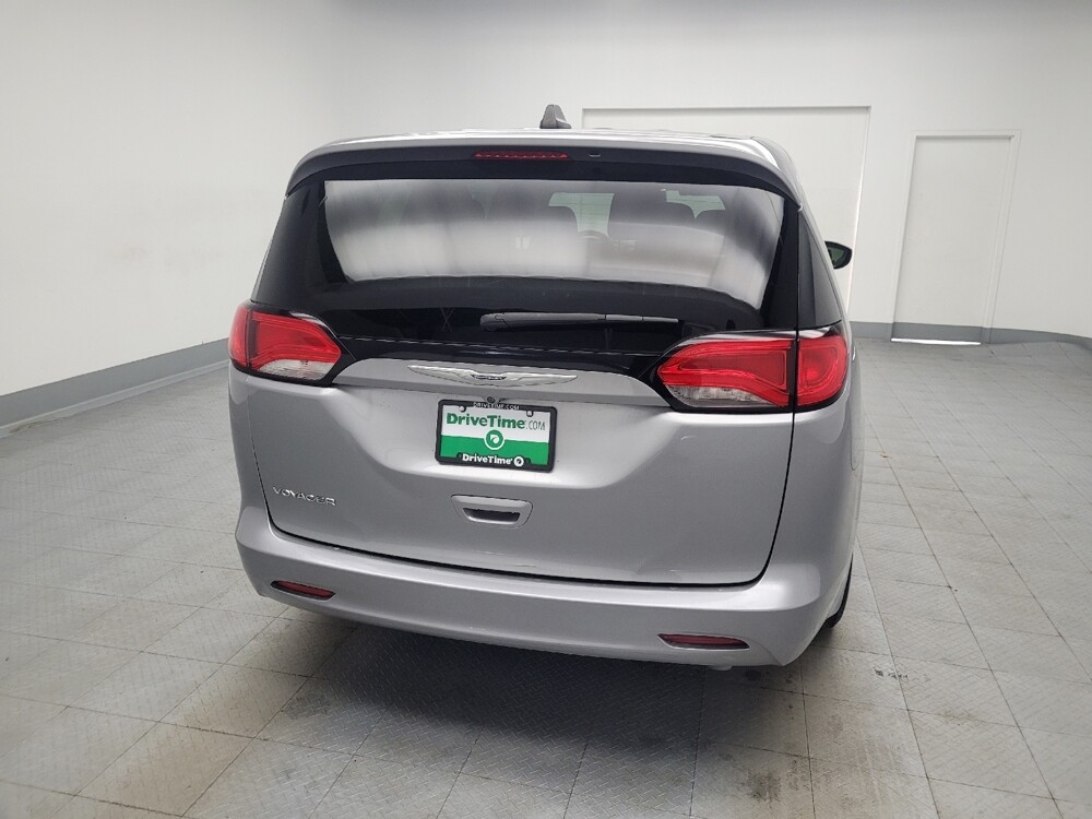 2020 Chrysler Voyager in Memphis, TN 38128 - 18117088 7