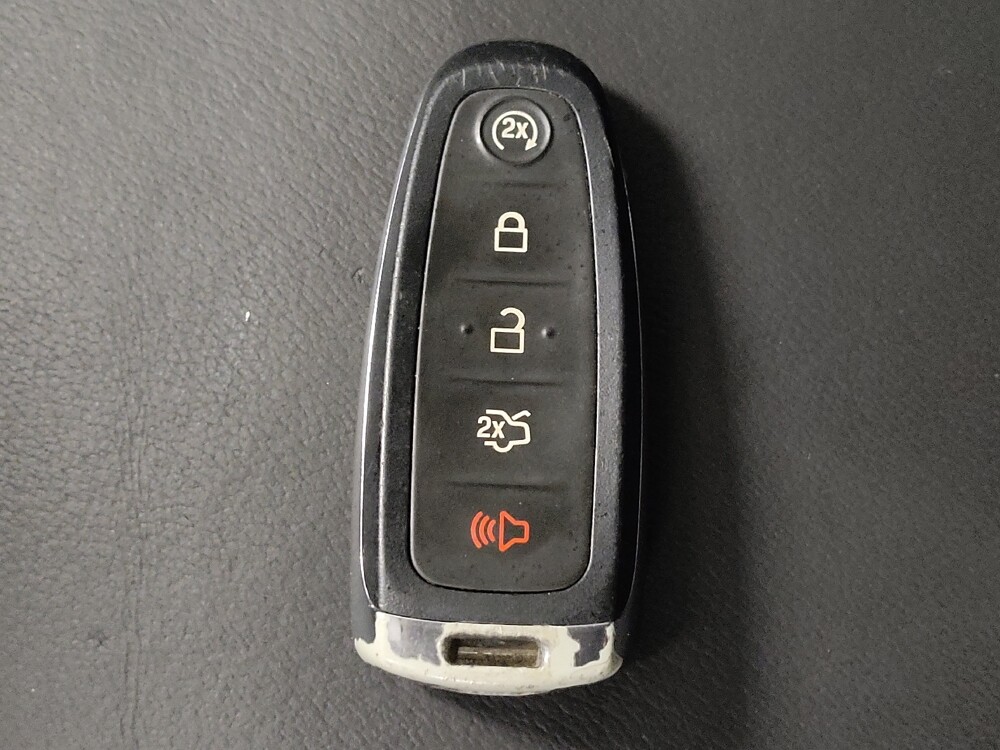 2018 Ford Escape in Houston, TX 77074 - 18117095 32