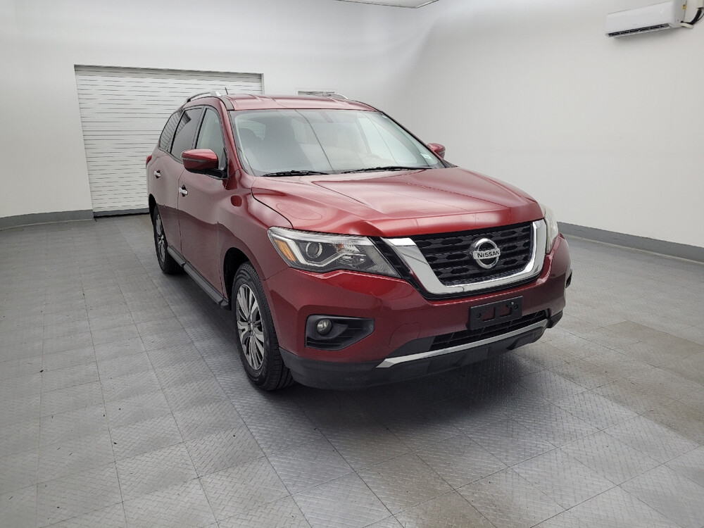 2018 Nissan Pathfinder in Toledo, OH 43617 - 18117101 13