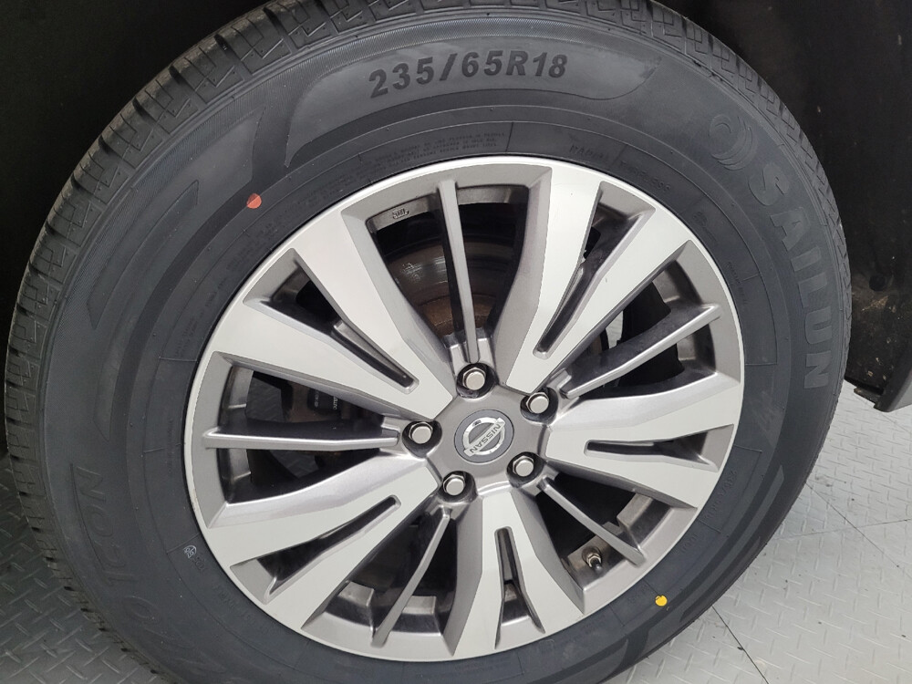 2018 Nissan Pathfinder in Toledo, OH 43617 - 18117101 31