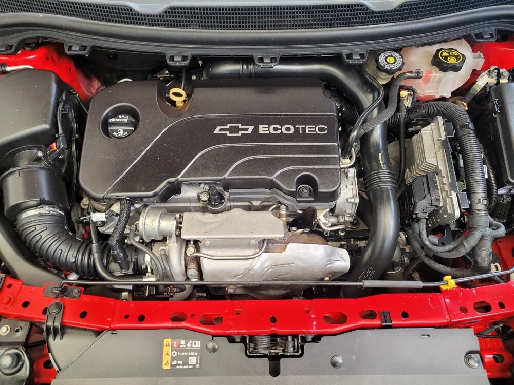 2017 Chevrolet Cruze in Miamisburg, OH 45342 - 18117104 30