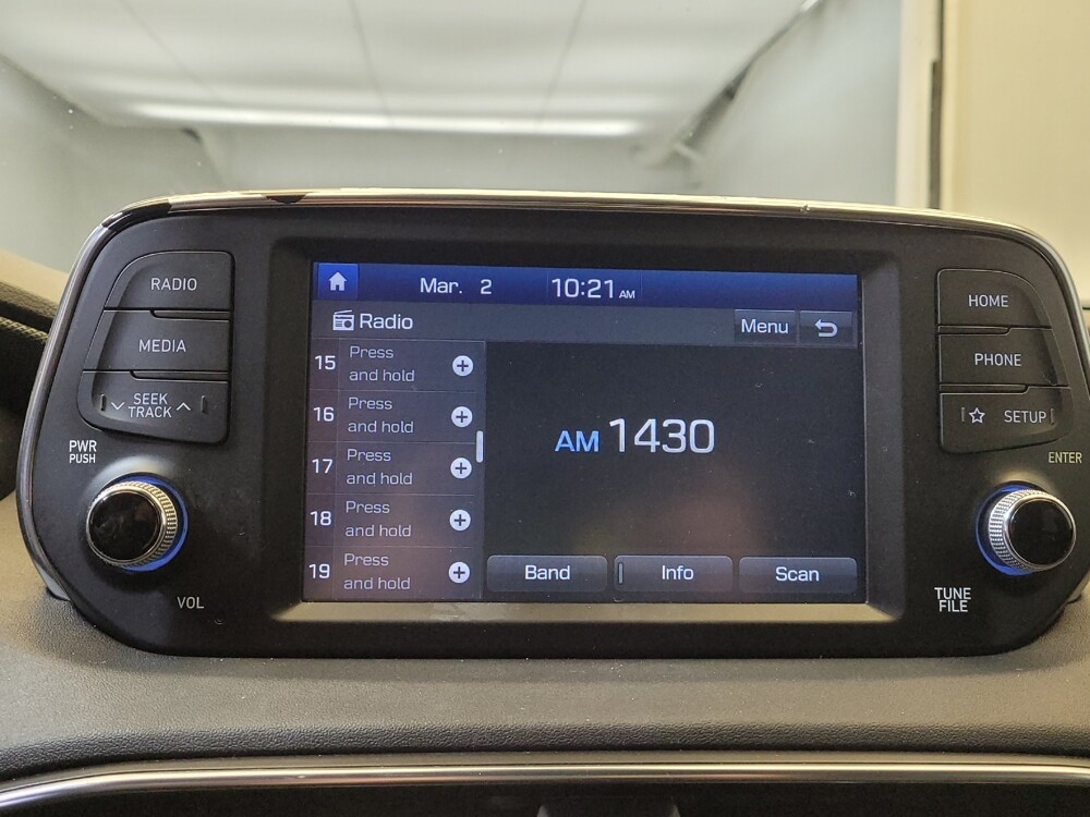 2020 Hyundai Santa Fe in Miamisburg, OH 45342 - 18117105 25