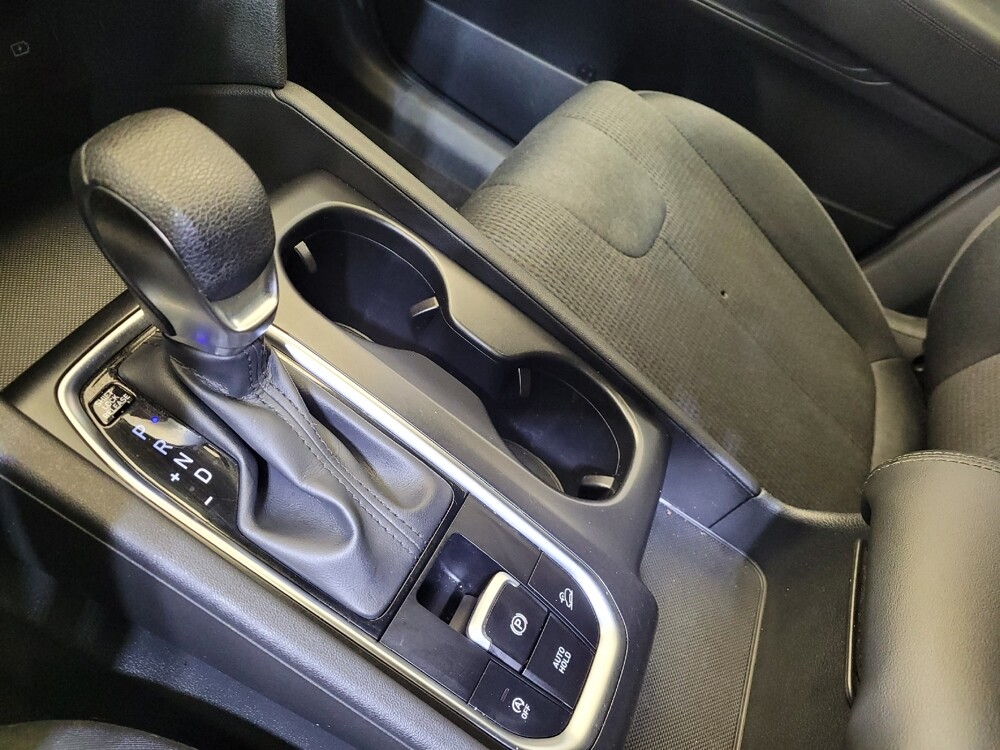 2020 Hyundai Santa Fe in Miamisburg, OH 45342 - 18117105 26