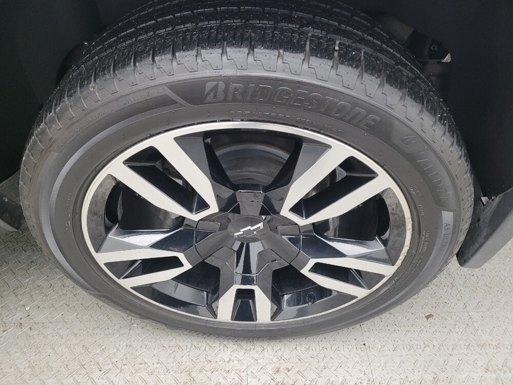 2018 Chevrolet Tahoe in Toledo, OH 43617 - 18117106 31