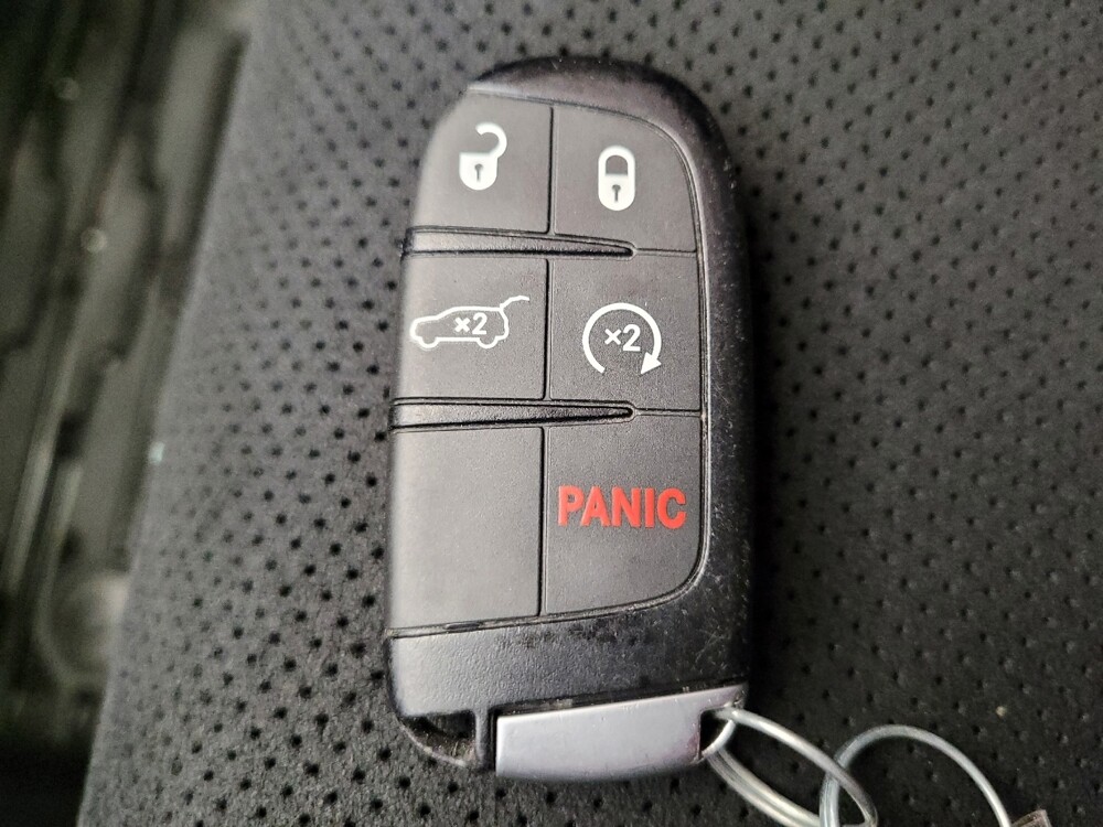 2020 Jeep Grand Cherokee in Miamisburg, OH 45342 - 18117107 32