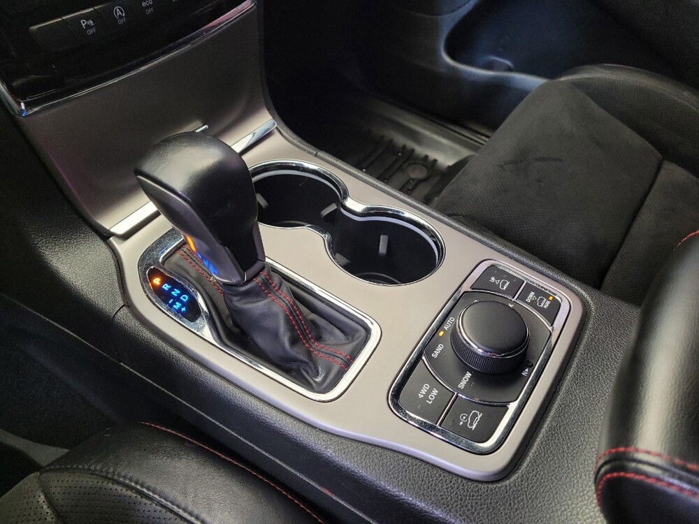 2020 Jeep Grand Cherokee in Miamisburg, OH 45342 - 18117107 26