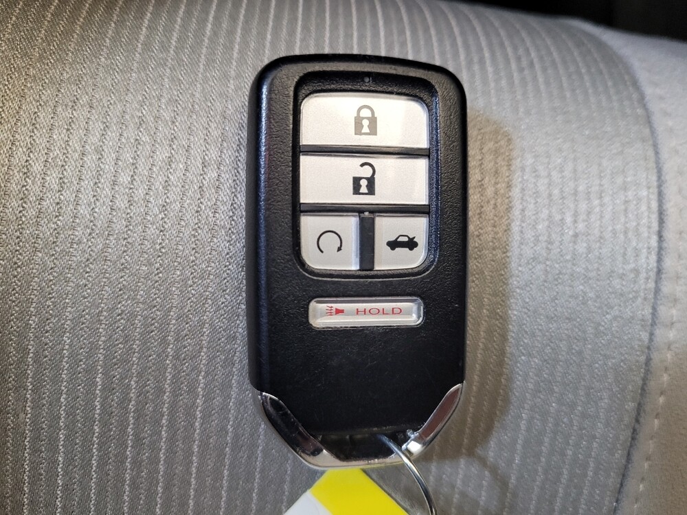 2018 Honda Accord in Miamisburg, OH 45342 - 18117109 32