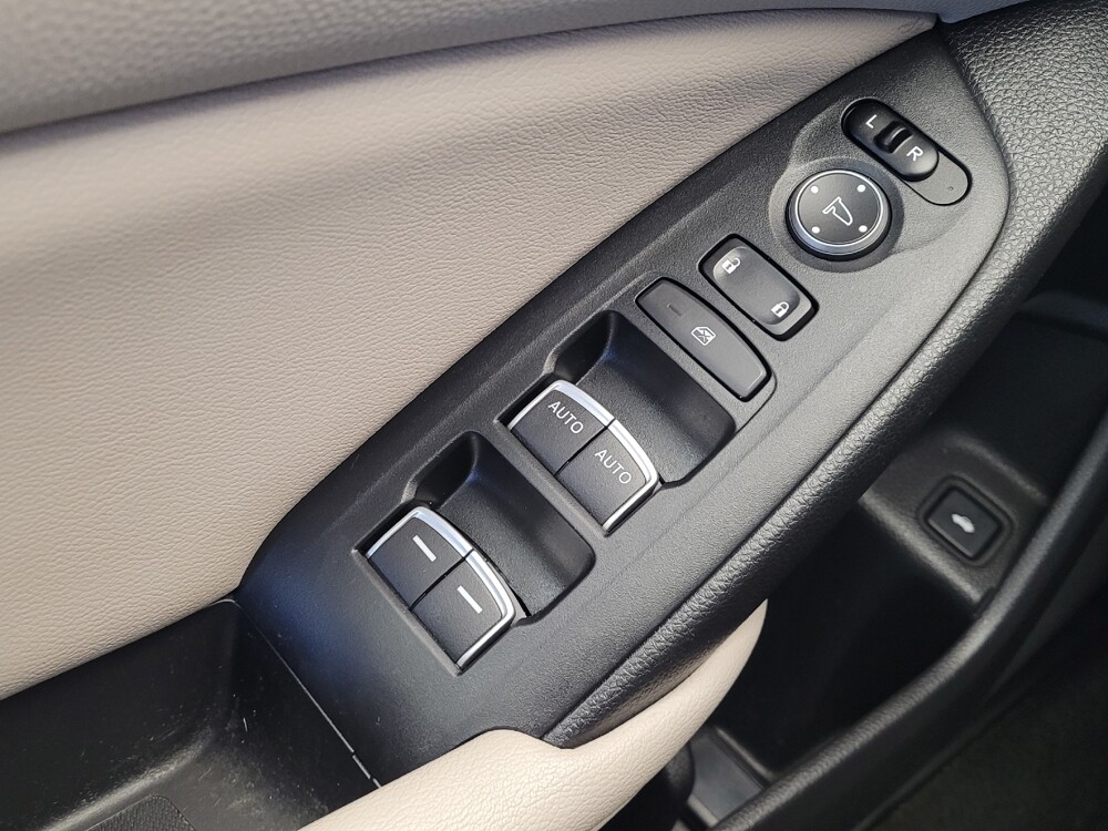 2018 Honda Accord in Miamisburg, OH 45342 - 18117109 27