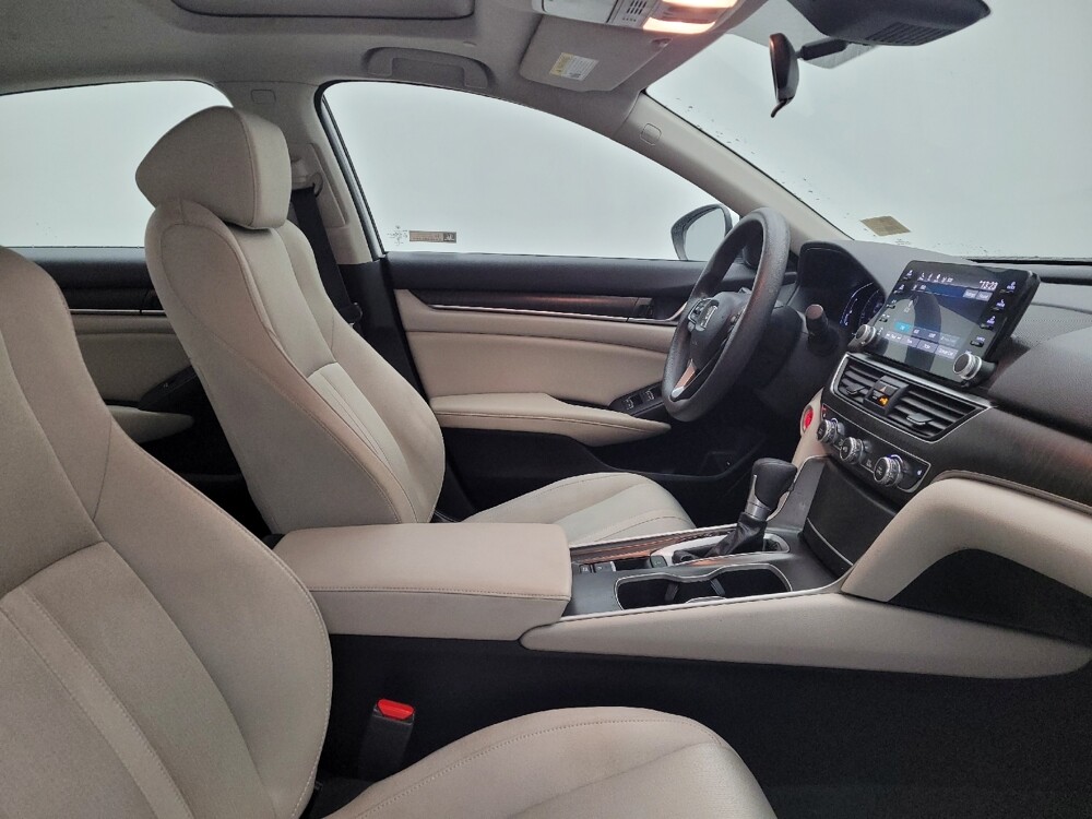 2018 Honda Accord in Miamisburg, OH 45342 - 18117109 21