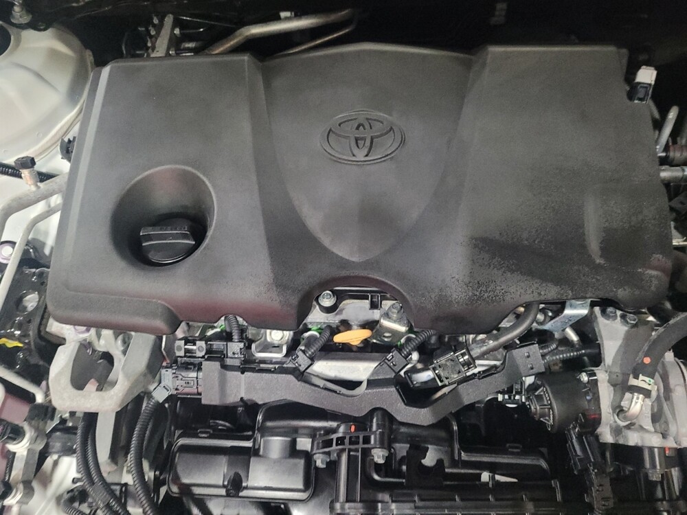 2023 Toyota Camry in Pittsburgh, PA 15236 - 18117116 30