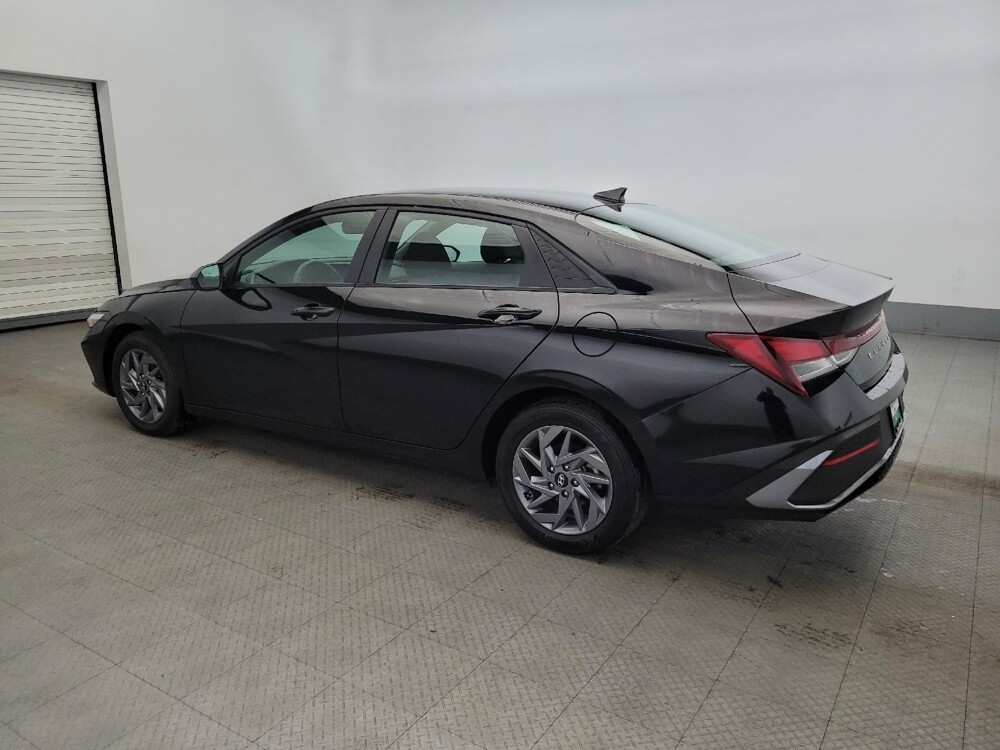 2024 Hyundai Elantra in Plymouth Meeting, PA 19462 - 18117127 3