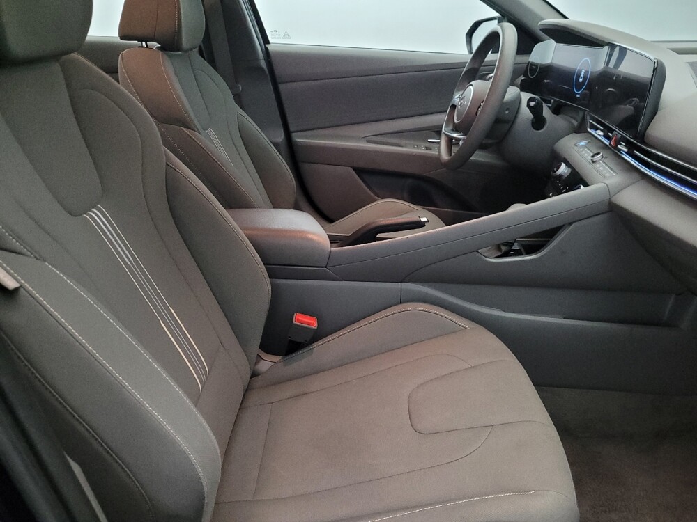 2024 Hyundai Elantra in Plymouth Meeting, PA 19462 - 18117127 21