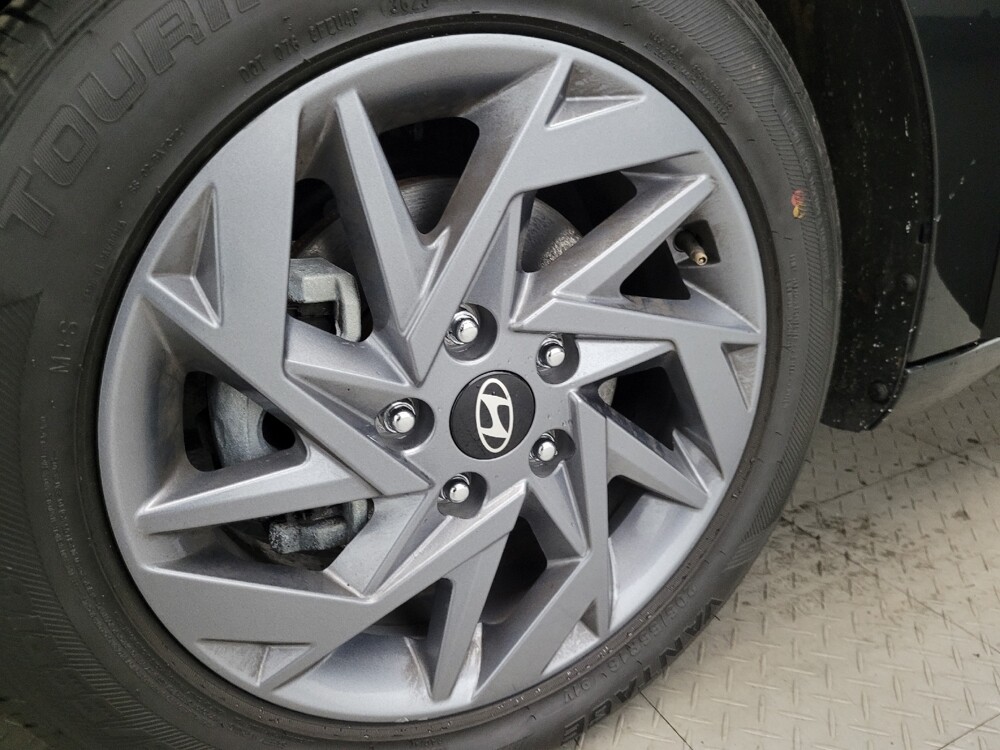 2024 Hyundai Elantra in Plymouth Meeting, PA 19462 - 18117127 31