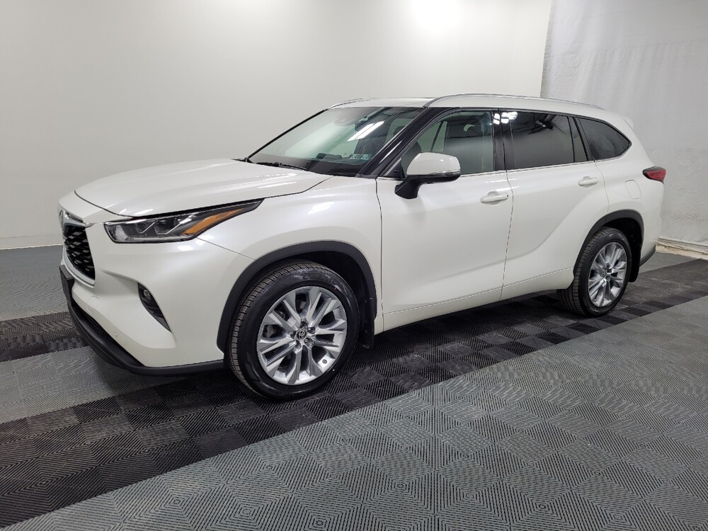 2020 Toyota Highlander in Allentown, PA 18103 - 18117129 2