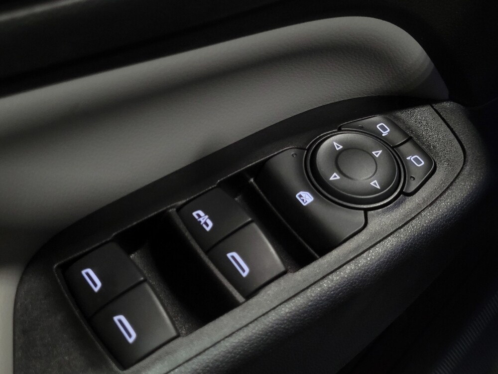 2019 Chevrolet Equinox in Pittsburgh, PA 15237 - 18117130 27