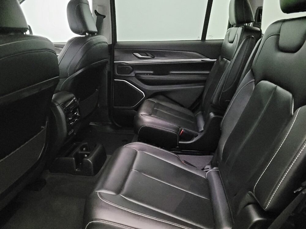 2022 Jeep Grand Cherokee L in Pittsburgh, PA 15237 - 18117133 18