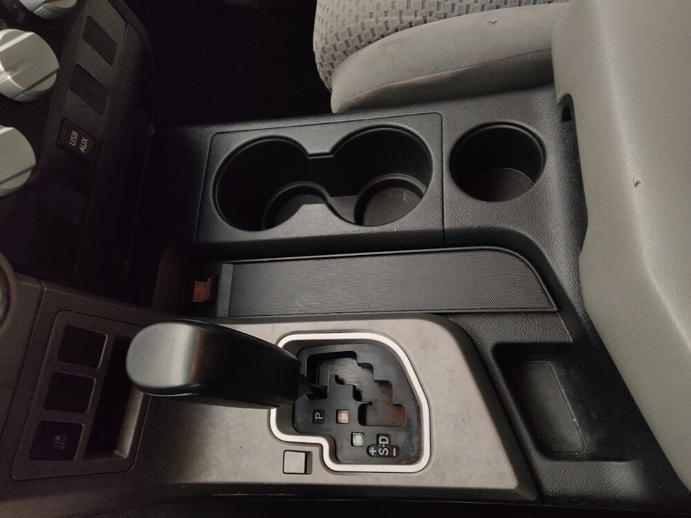 2012 Toyota Tundra in St. Louis, MO 63136 - 18117145 26