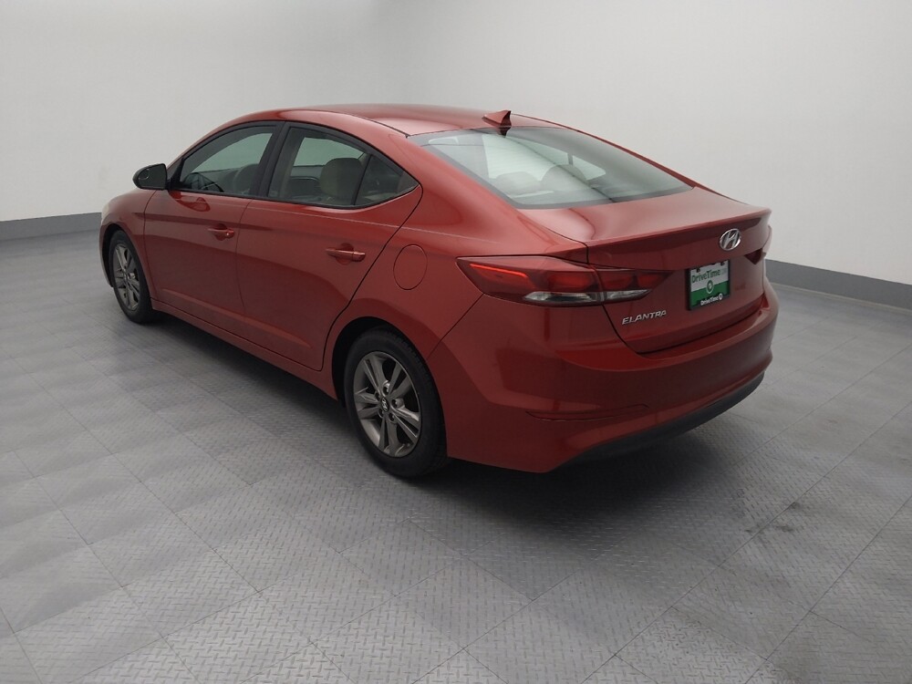 2017 Hyundai Elantra in Wichita, KS 67207 - 18117146 5