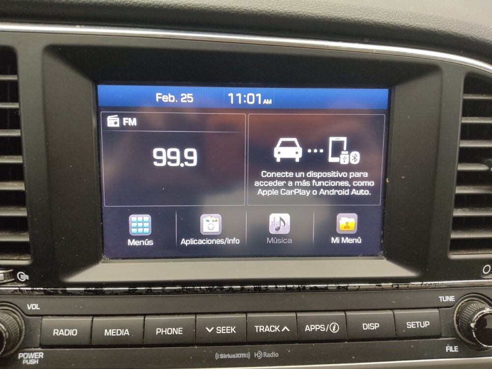 2017 Hyundai Elantra in Wichita, KS 67207 - 18117146 25