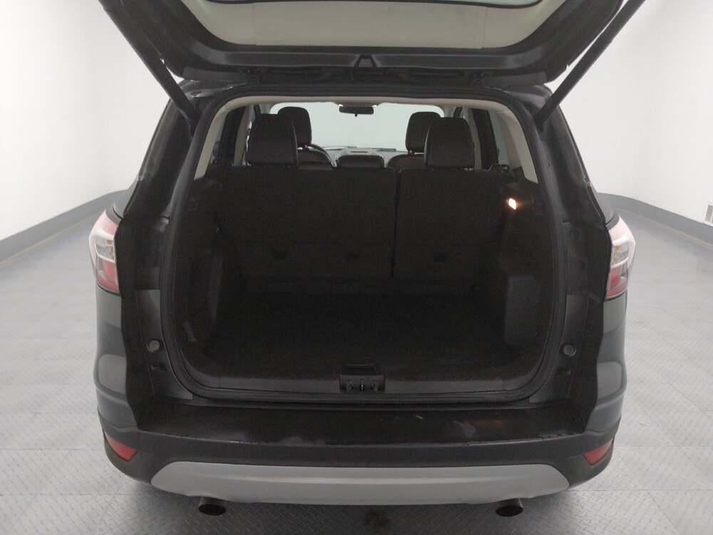 2018 Ford Escape in St. Louis, MO 63136 - 18117150 29