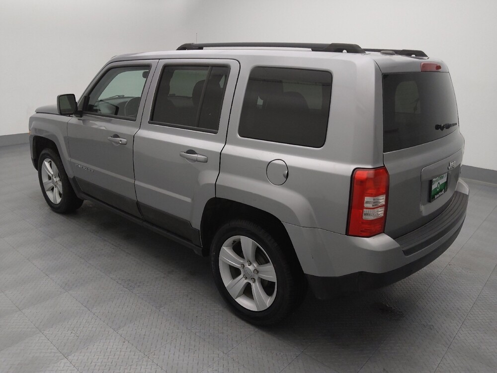 2017 Jeep Patriot in Wichita, KS 67207 - 18117151 3