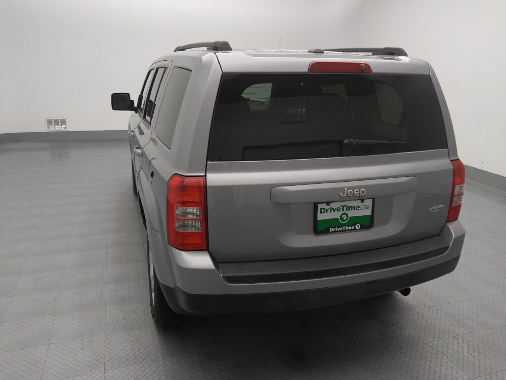 2017 Jeep Patriot in Wichita, KS 67207 - 18117151 6