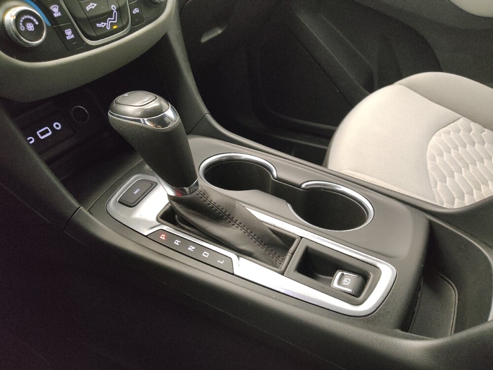 2020 Chevrolet Equinox in Midlothian, IL 60445 - 18117155 26