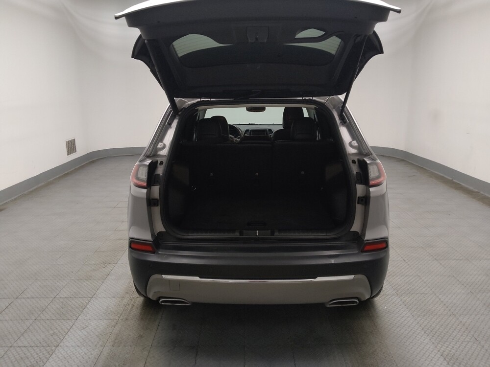 2019 Jeep Cherokee in Lombard, IL 60148 - 18117156 29